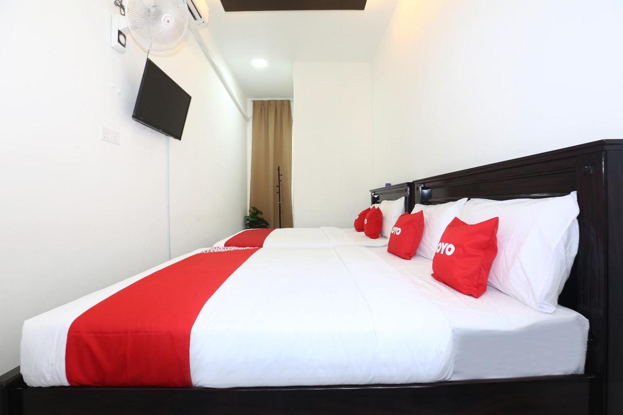 Super Oyo 89678 Ady Hotel Kuala Terengganu Exterior foto